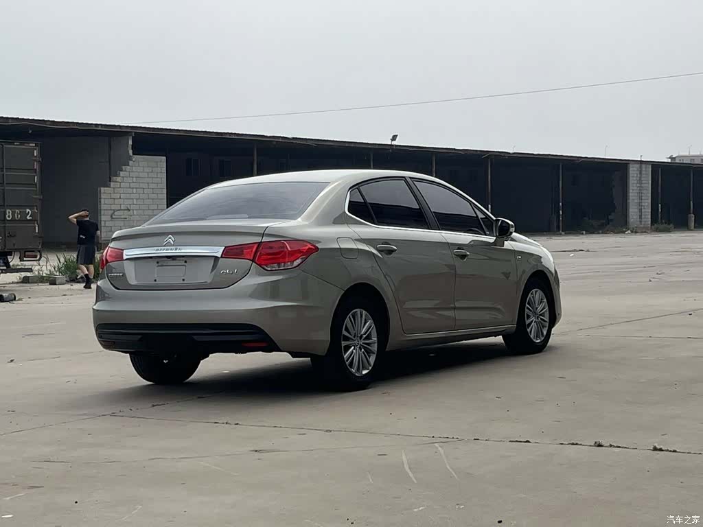Citroen C4, 2015 4