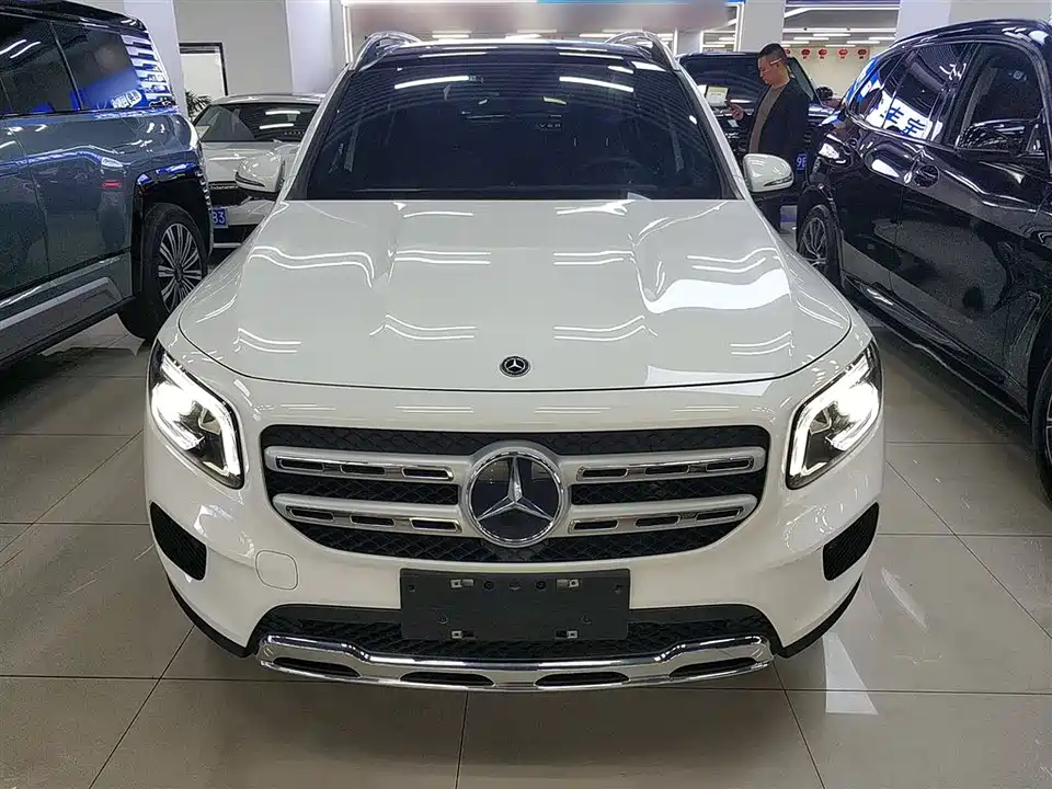Mercedes-Benz GLB Mercedes-Benz GLB