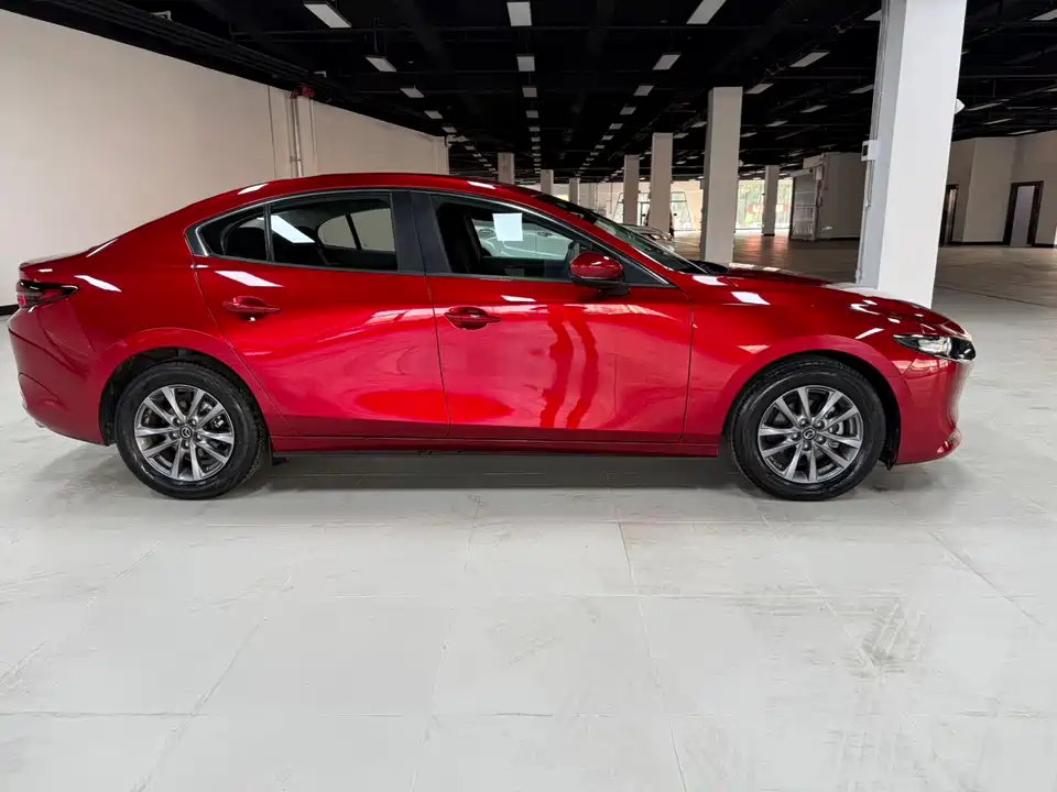 Mazda 3 Angkesaila