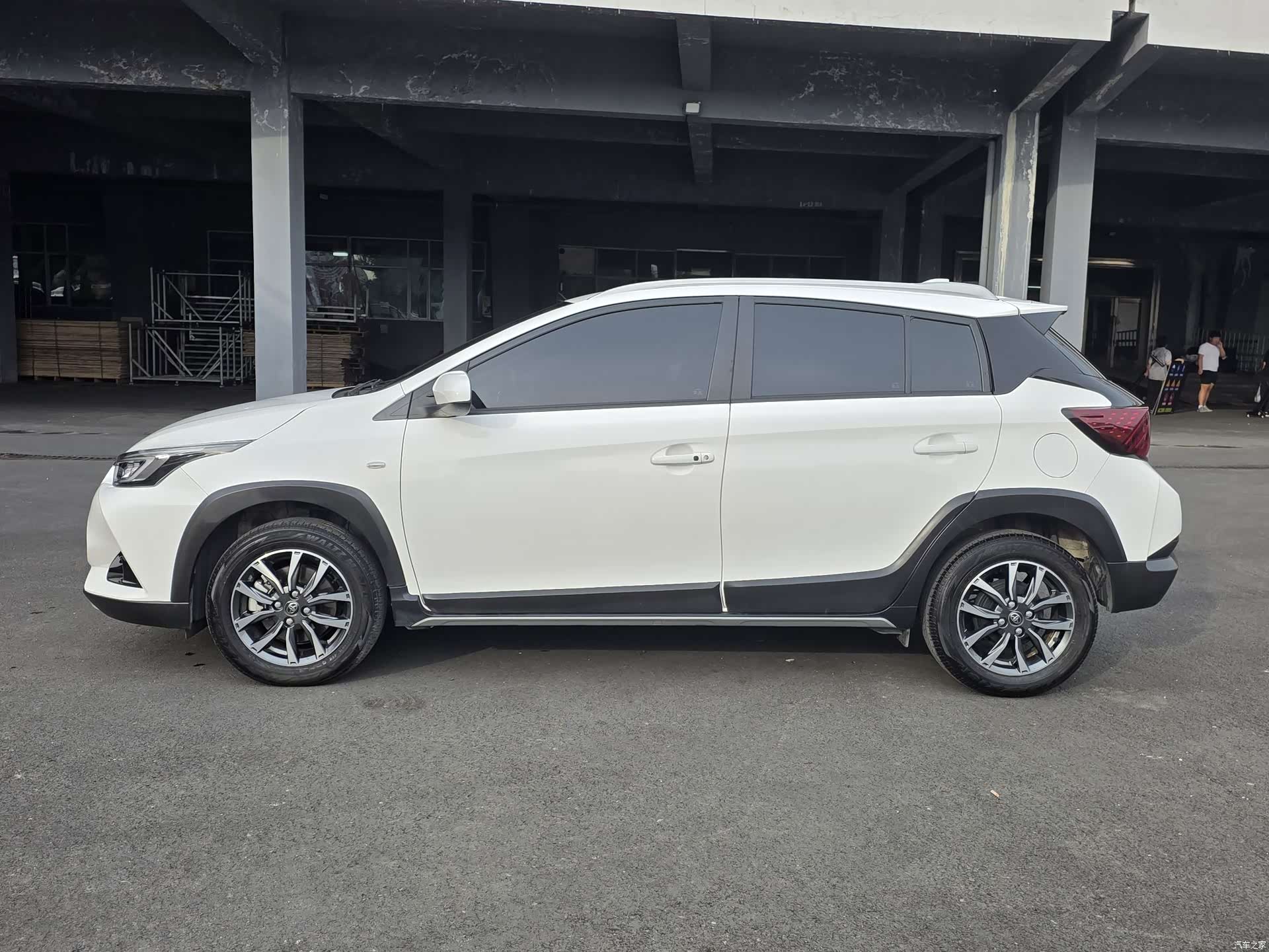 Toyota YARiS L, 2023 8