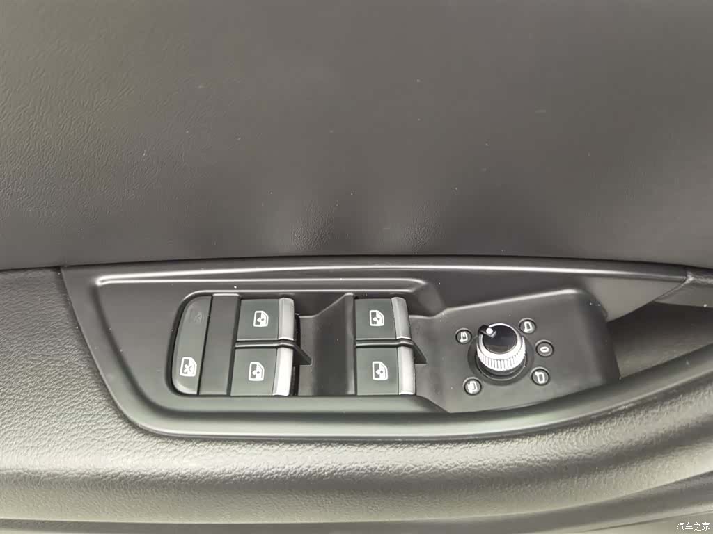 Audi A4L, 2018 9