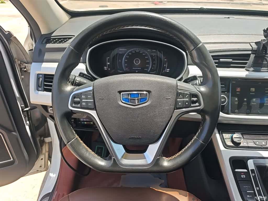Geely Boyue, 2016 11