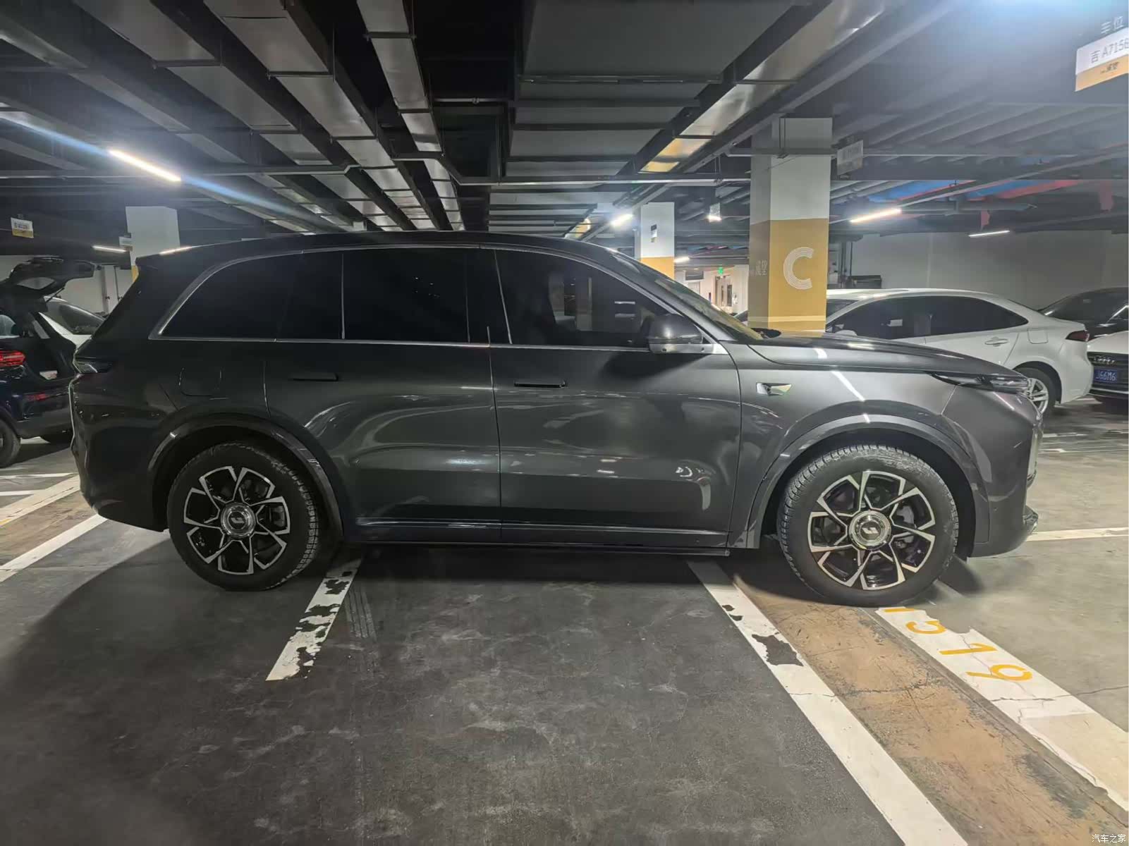Li Auto L8, 2023 4