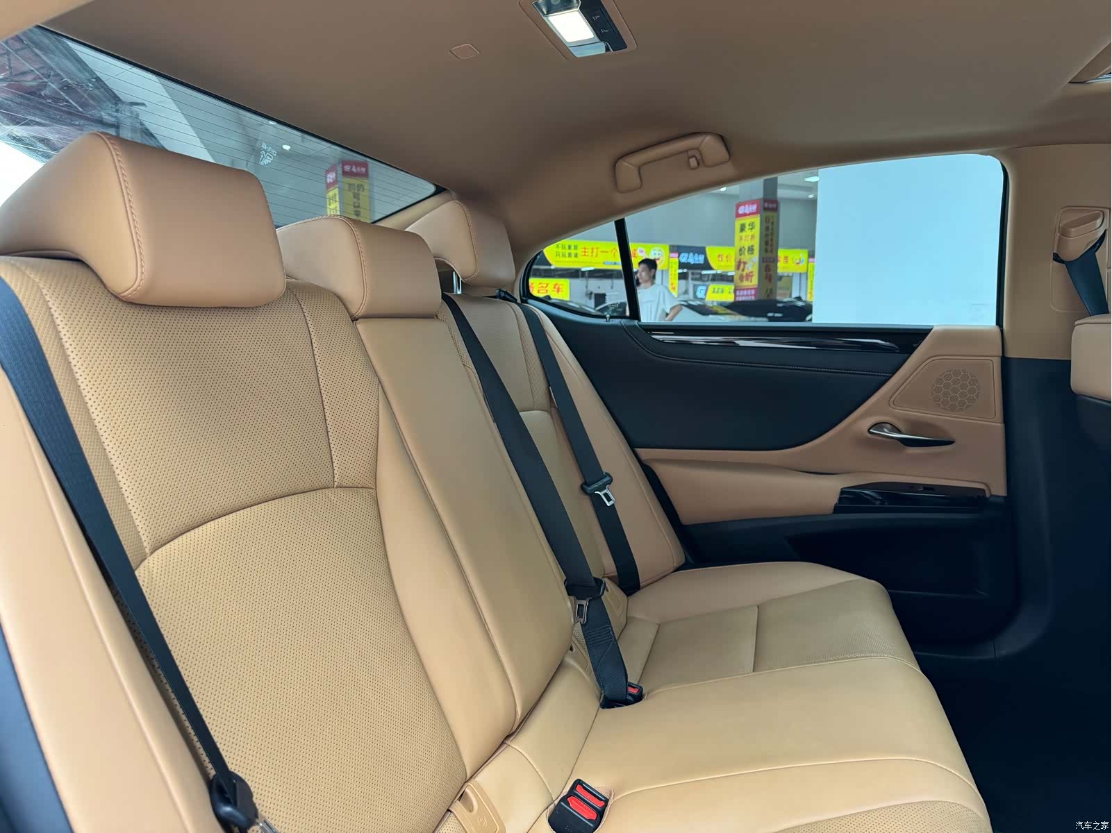 Lexus ES, 2024 11