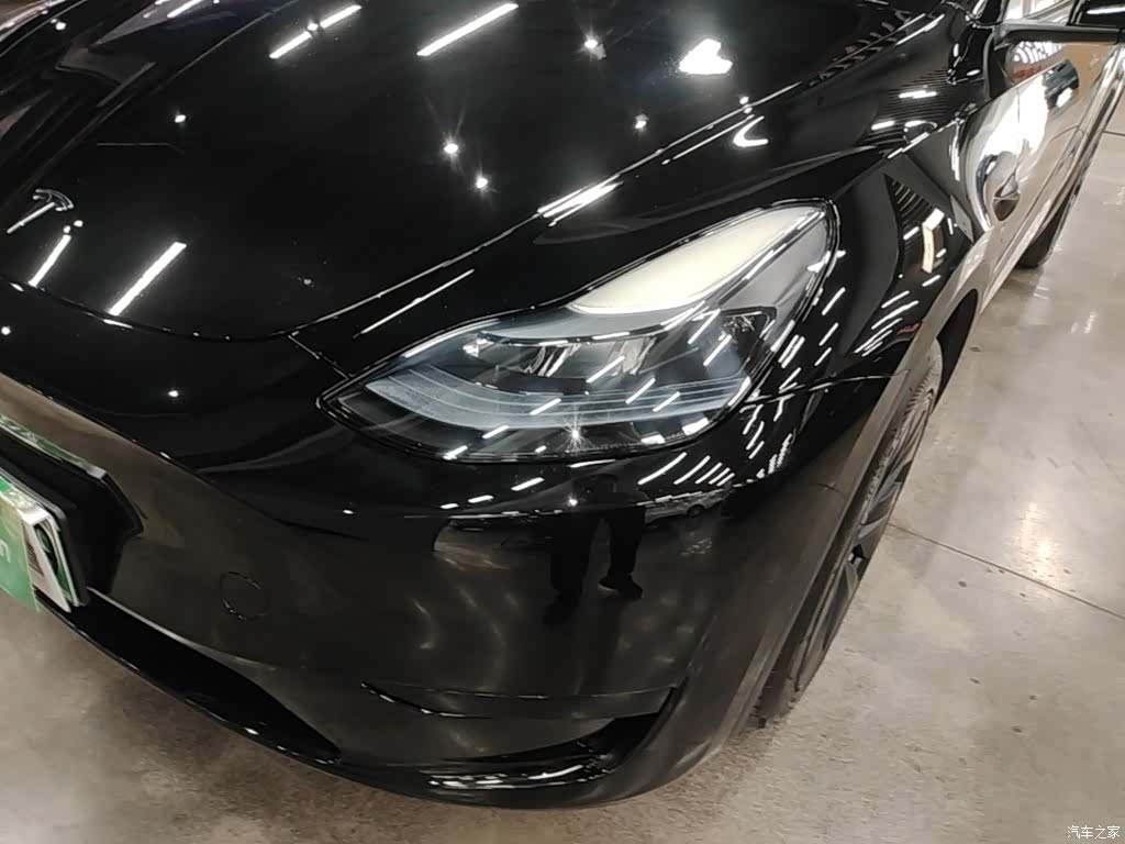 Tesla Model Y, 2024 24