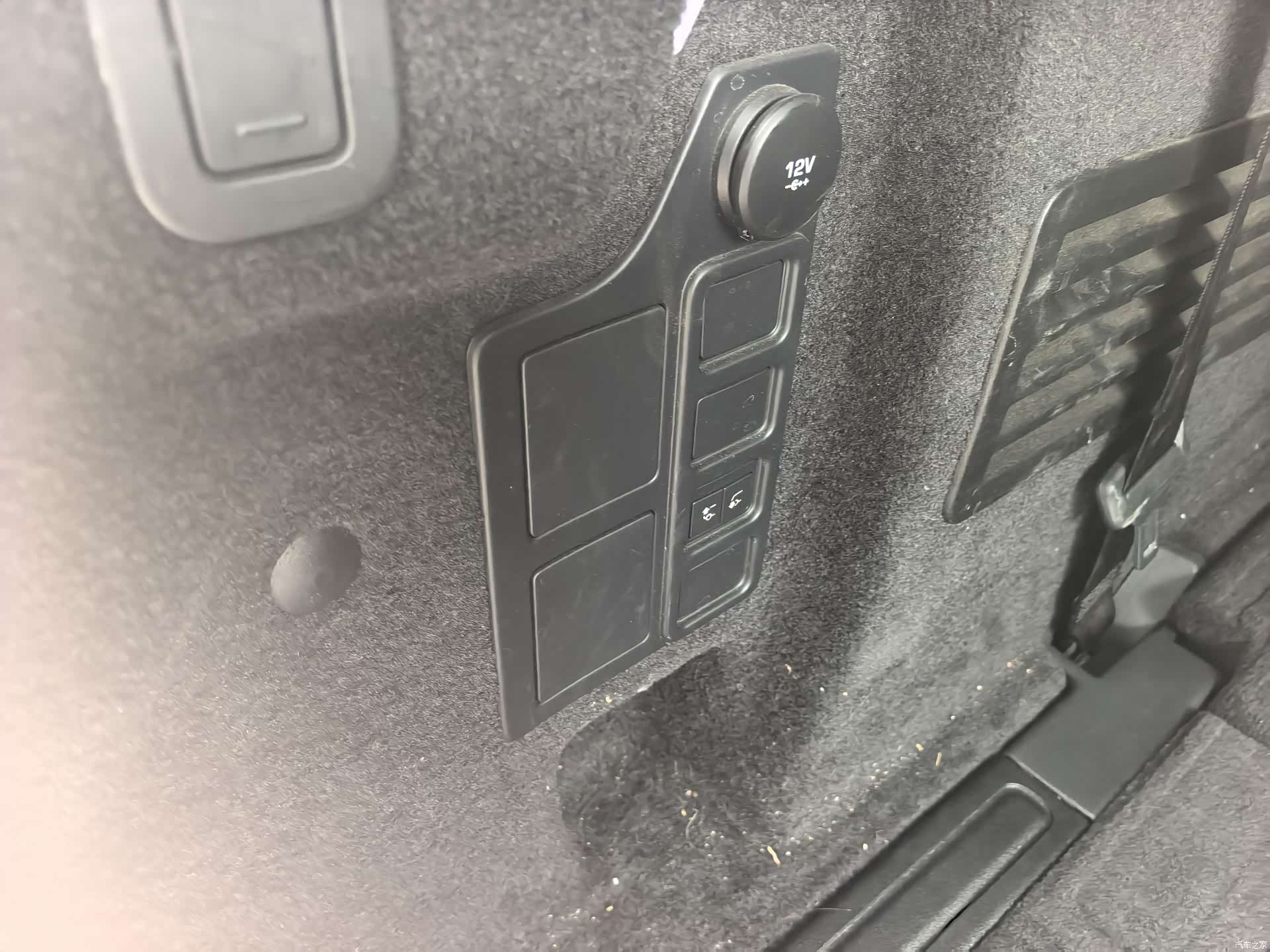 Land Rover Discovery, 2020 13