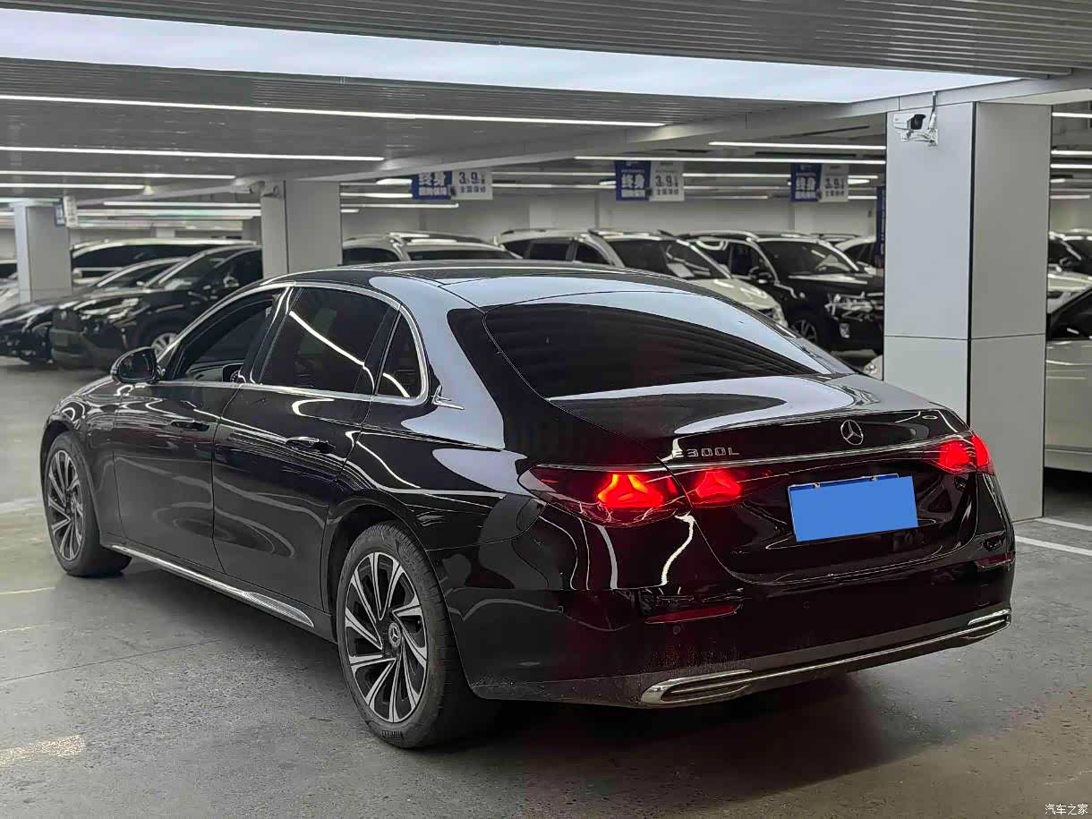 Mercedes-Benz E-Class, 2024 9