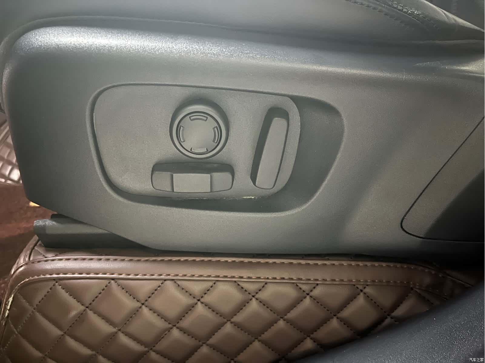 Land Rover Range Rover, 2019 30