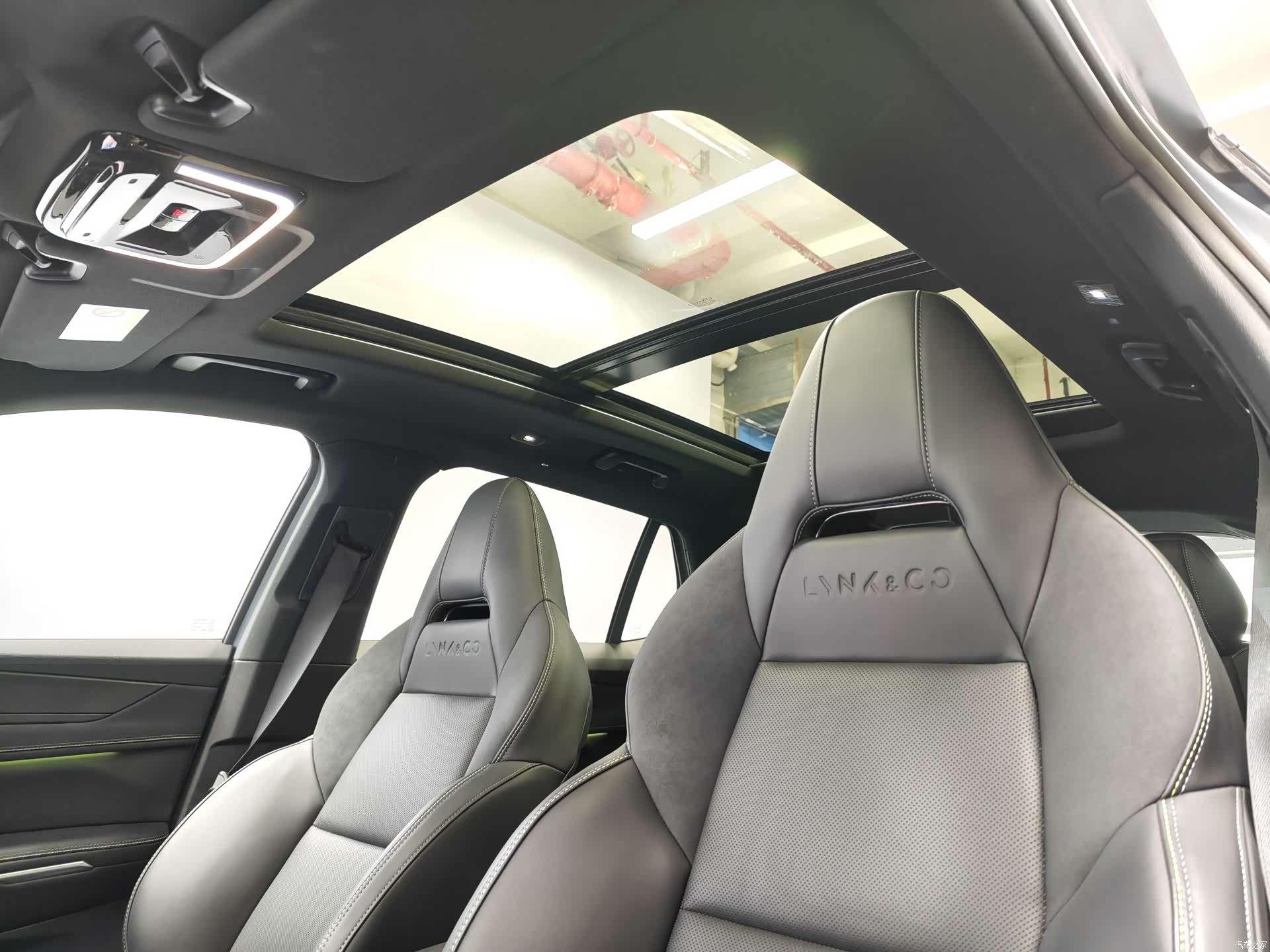 Lynk & Co 01, 2025 10
