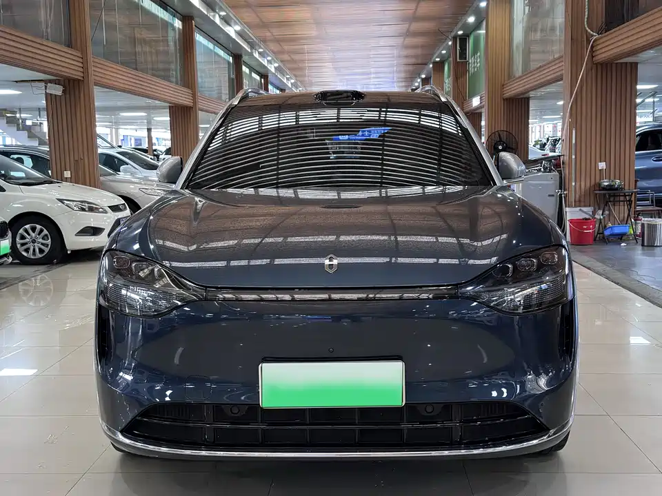 AITO Ask the world M9