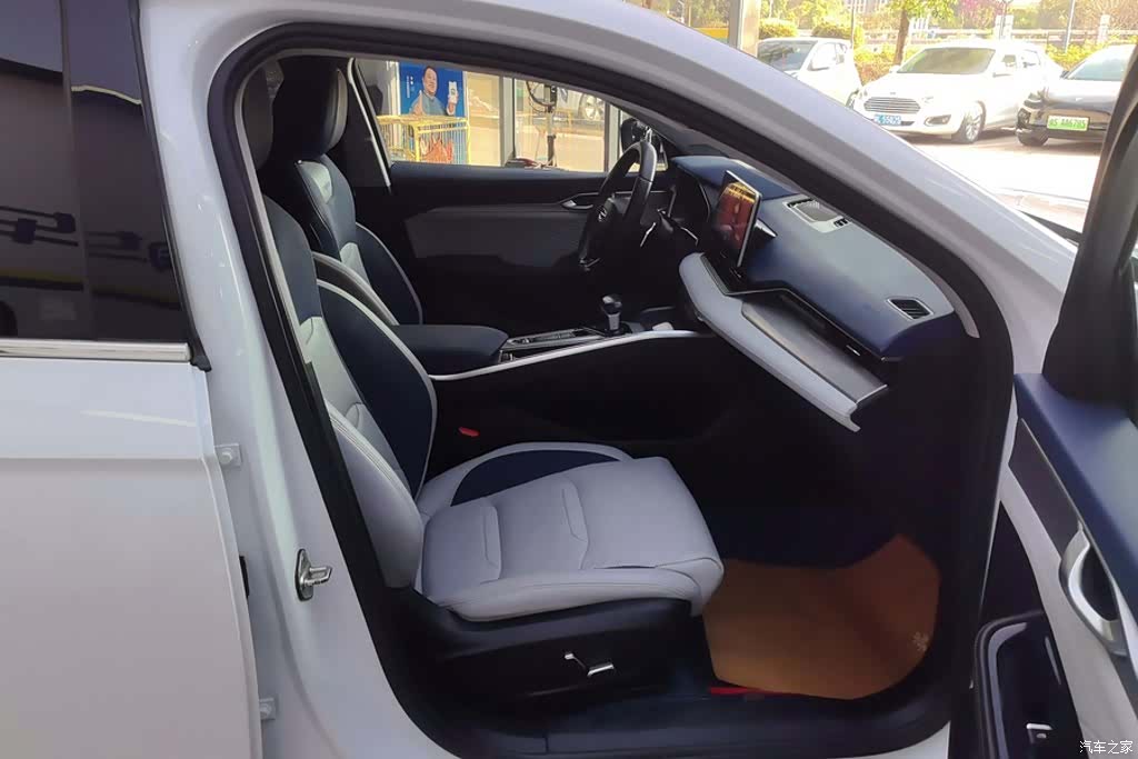 Geely Preface, 2021 8
