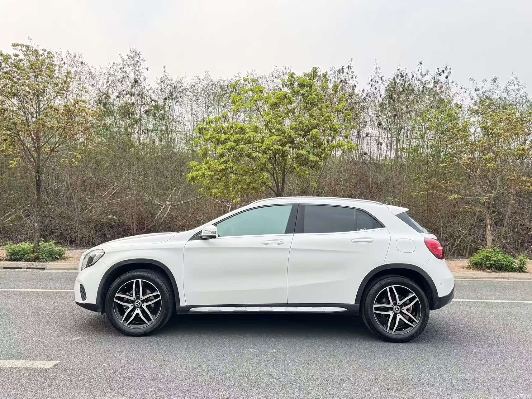 Mercedes-Benz GLA, 2018 6