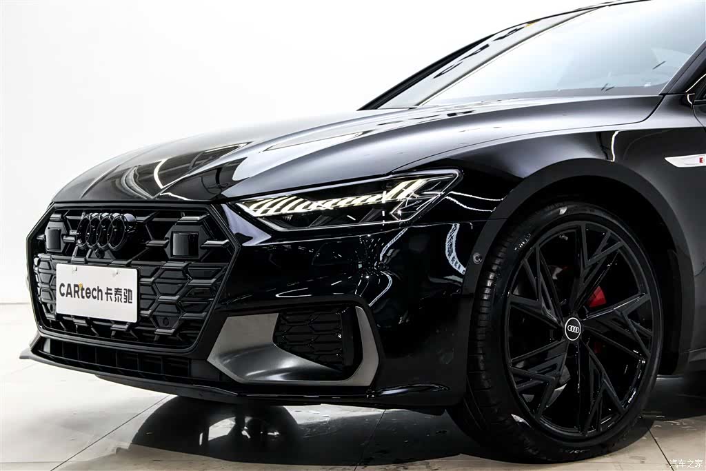 Audi A7L, 2025 4