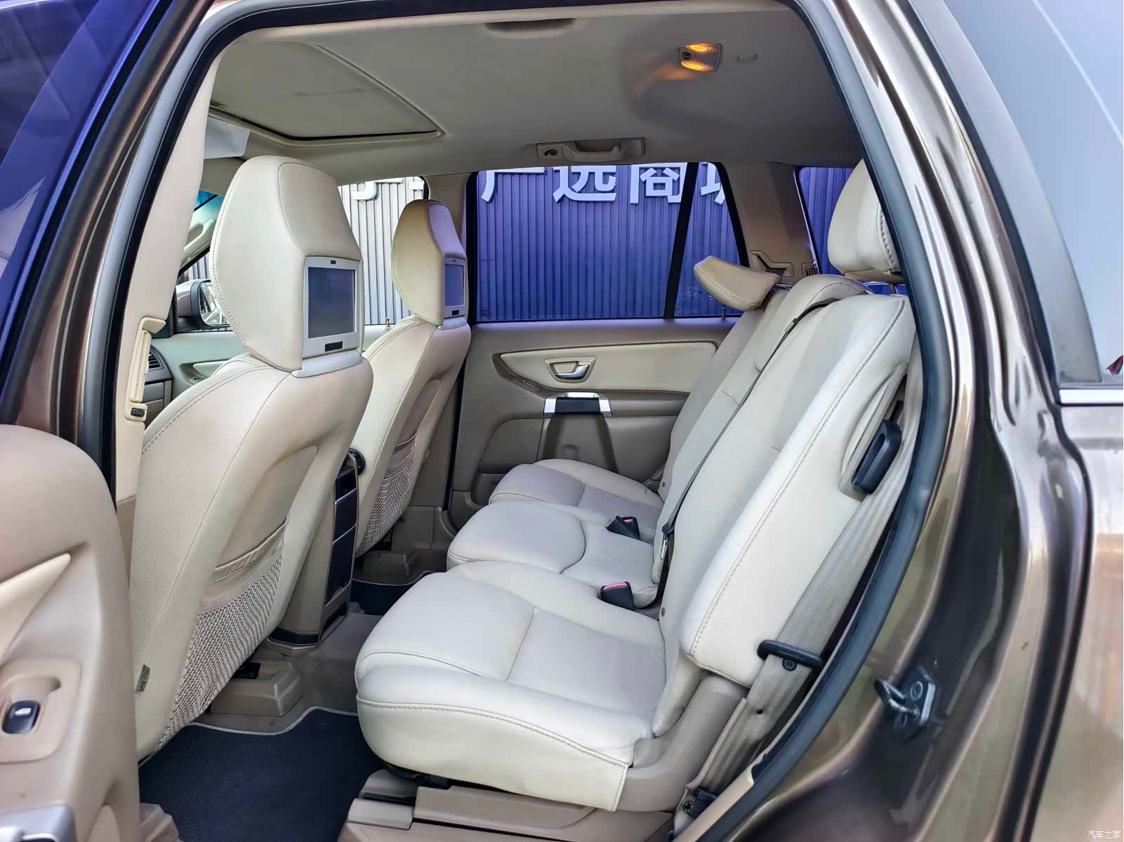 Volvo XC90, 2012 7
