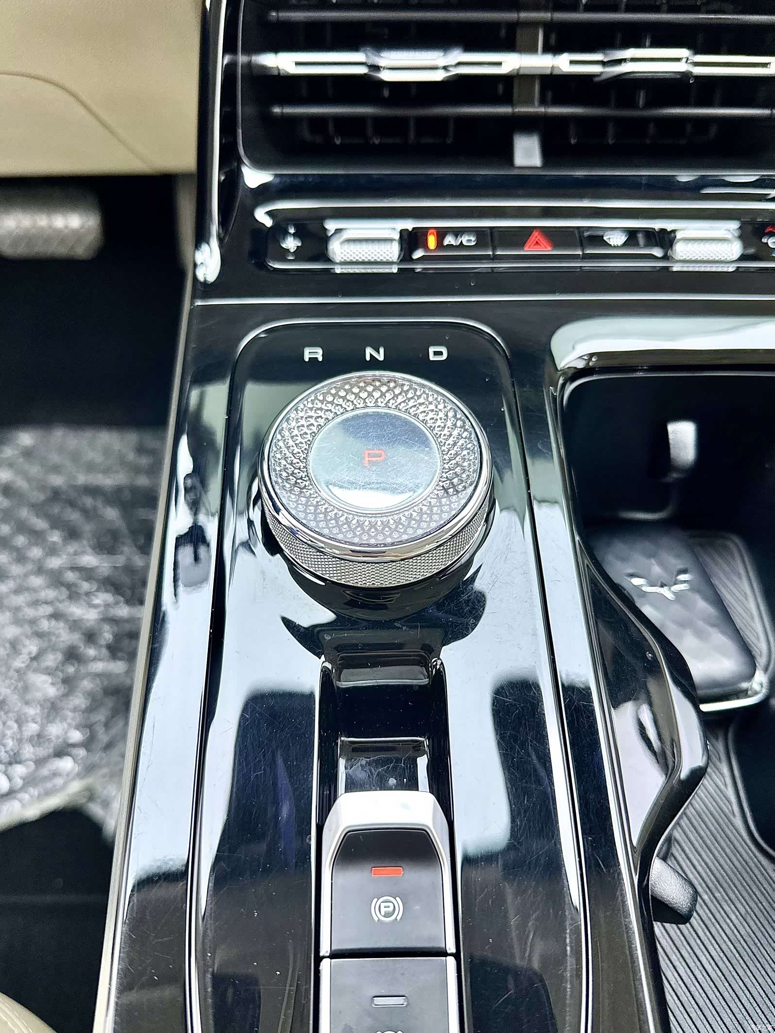 Wuling Starlight, 2024 9
