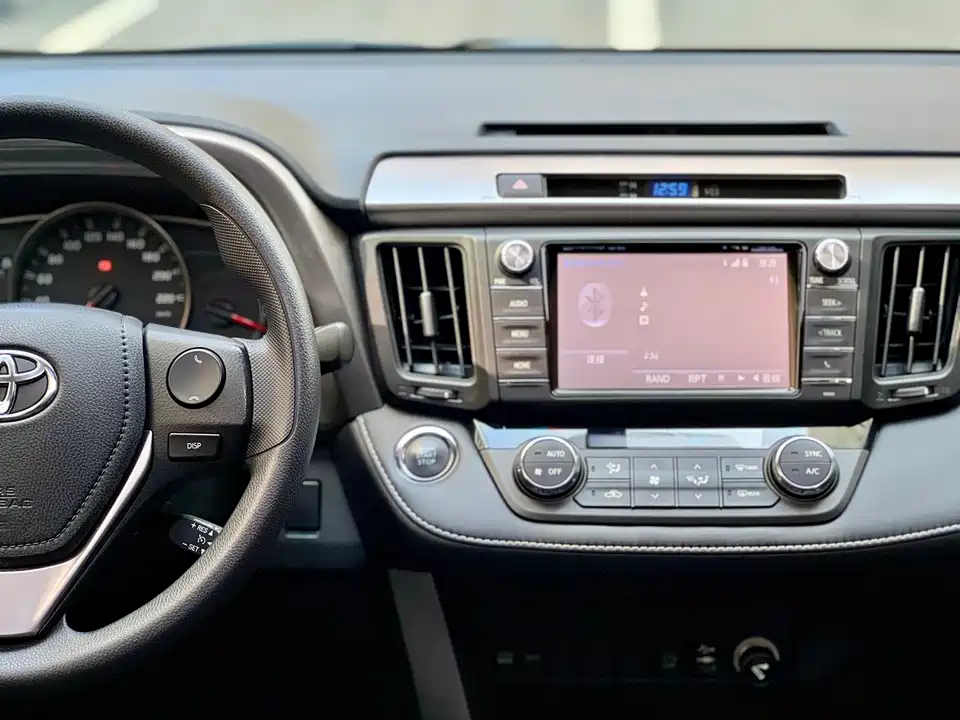 Toyota RAV4 Rongfang