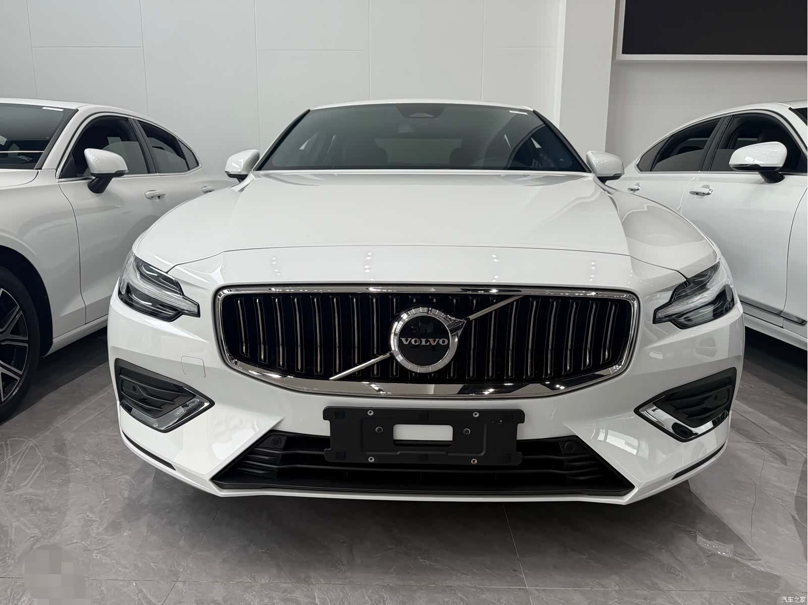 Volvo S60, 2023 2