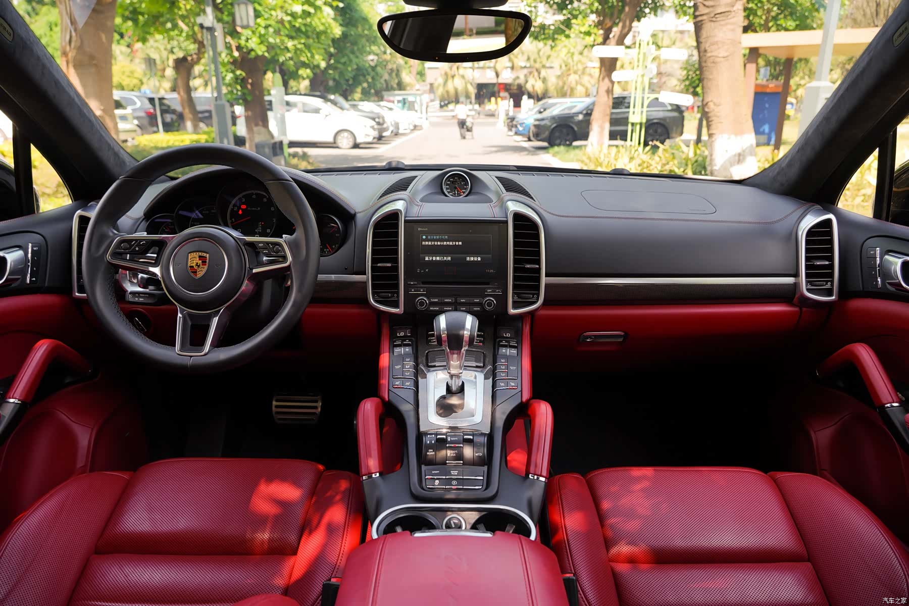 Porsche Cayenne, 2017 11