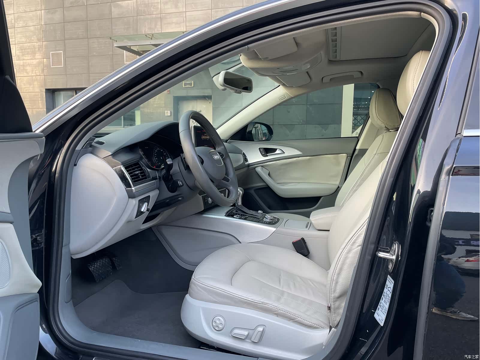 Audi A6L, 2013 6