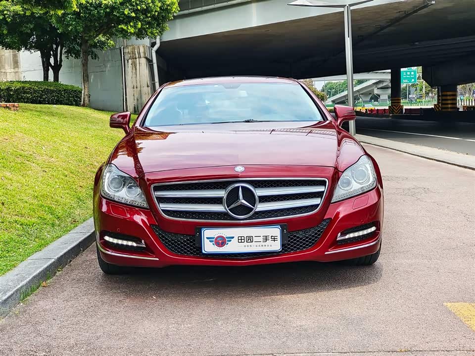 Mercedes-Benz CLS Mercedes-Benz CLS