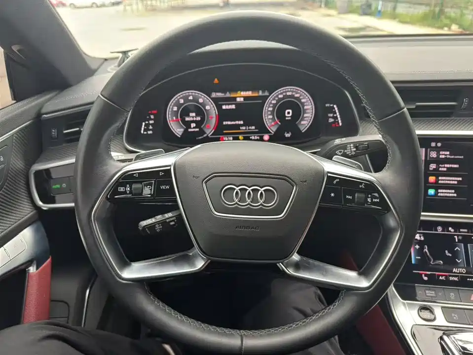Audi A7L