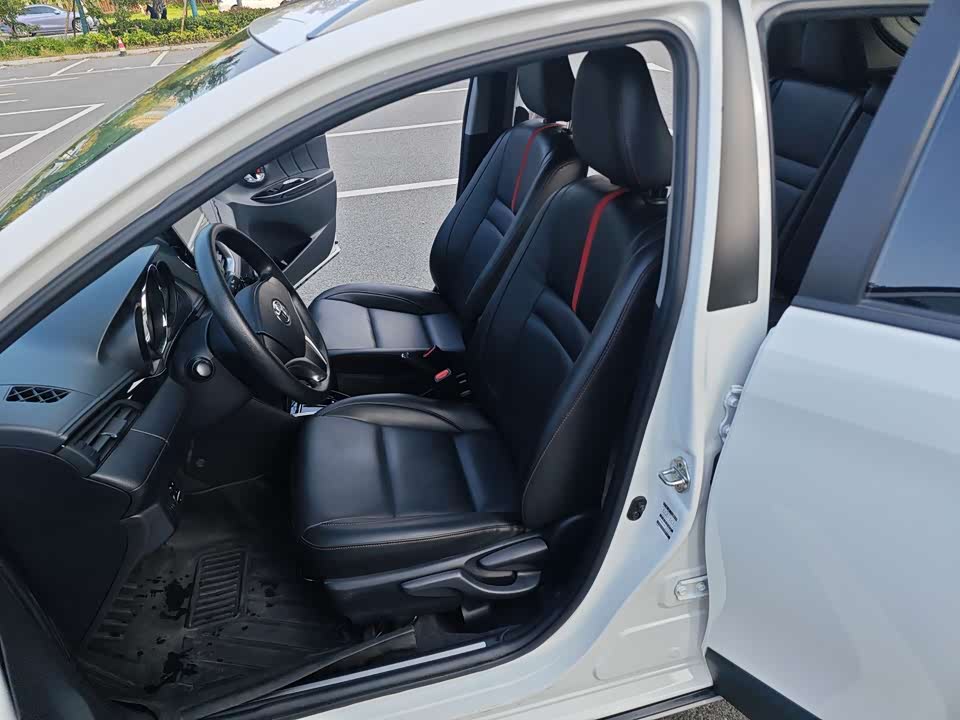 Toyota YARiS L Zhixuan