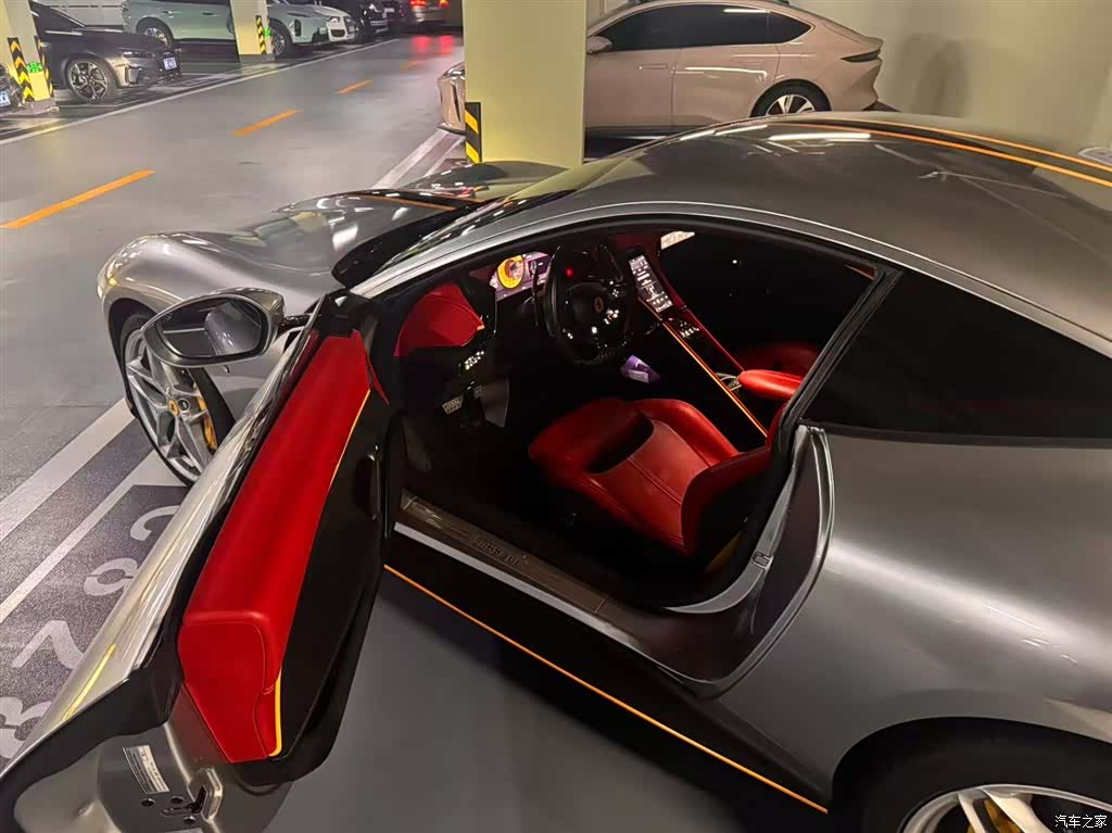 Ferrari Roma, 2021 7