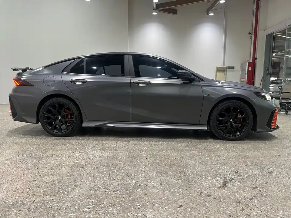 Trumpchi Shadow Leopard