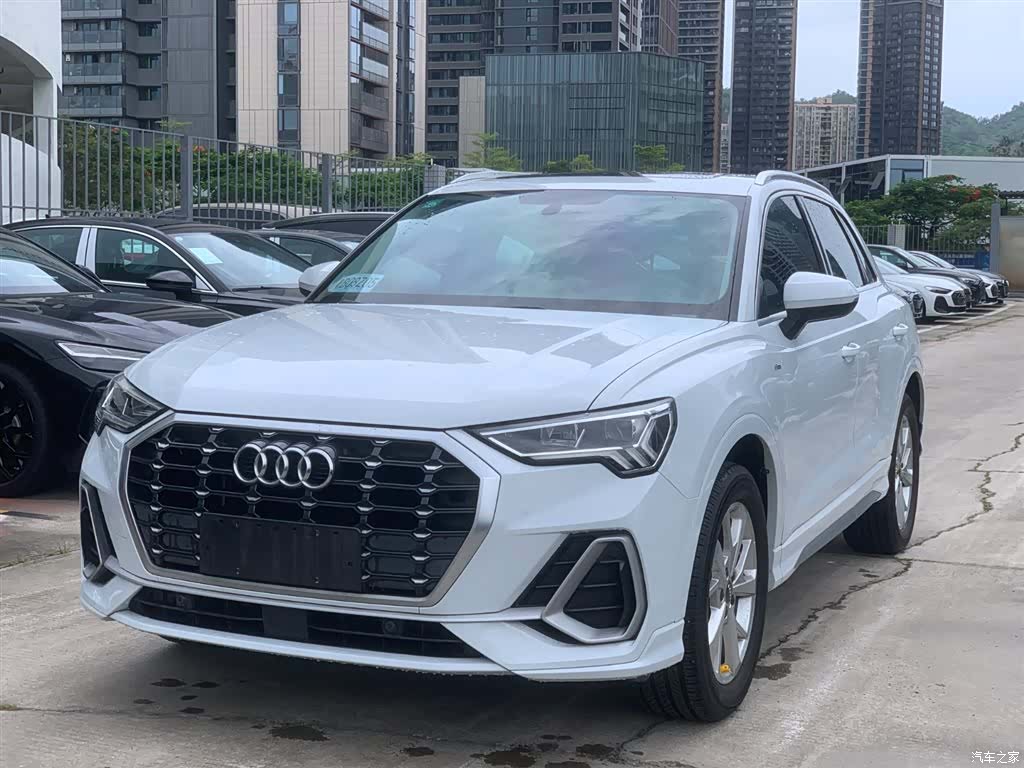 Audi Q3, 2020 1