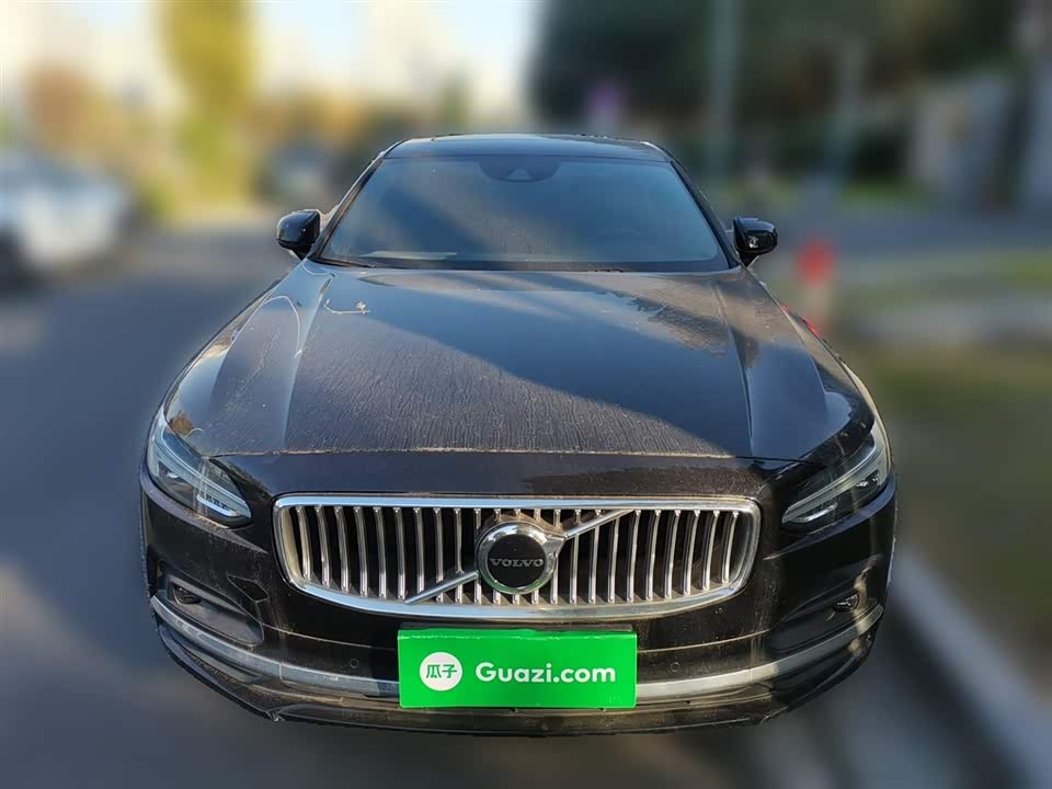 Volvo S90