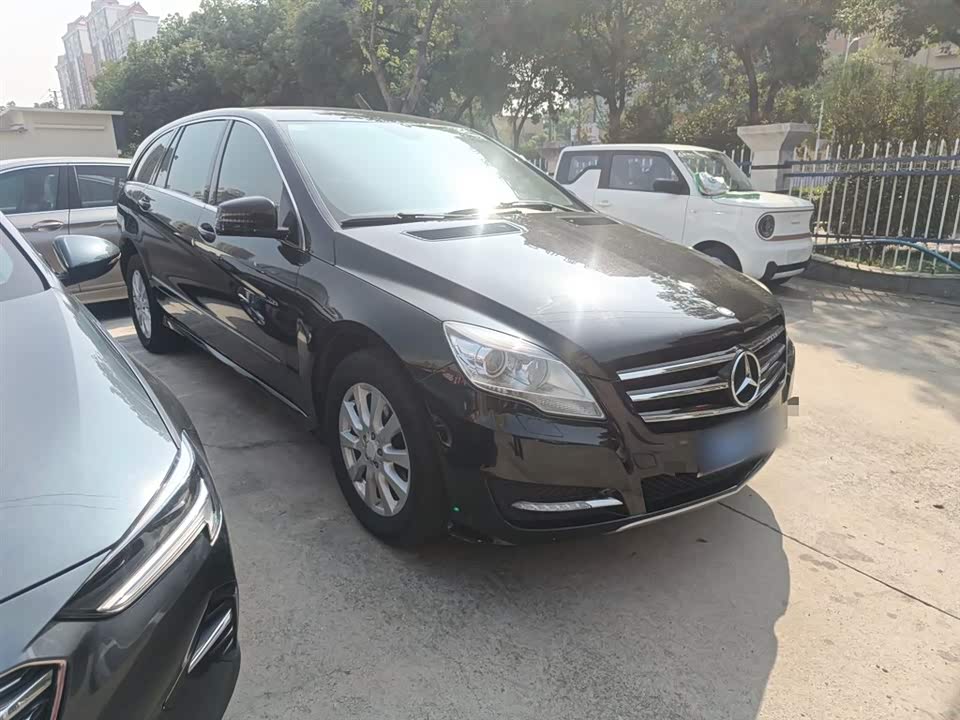 Mercedes-Benz R-class