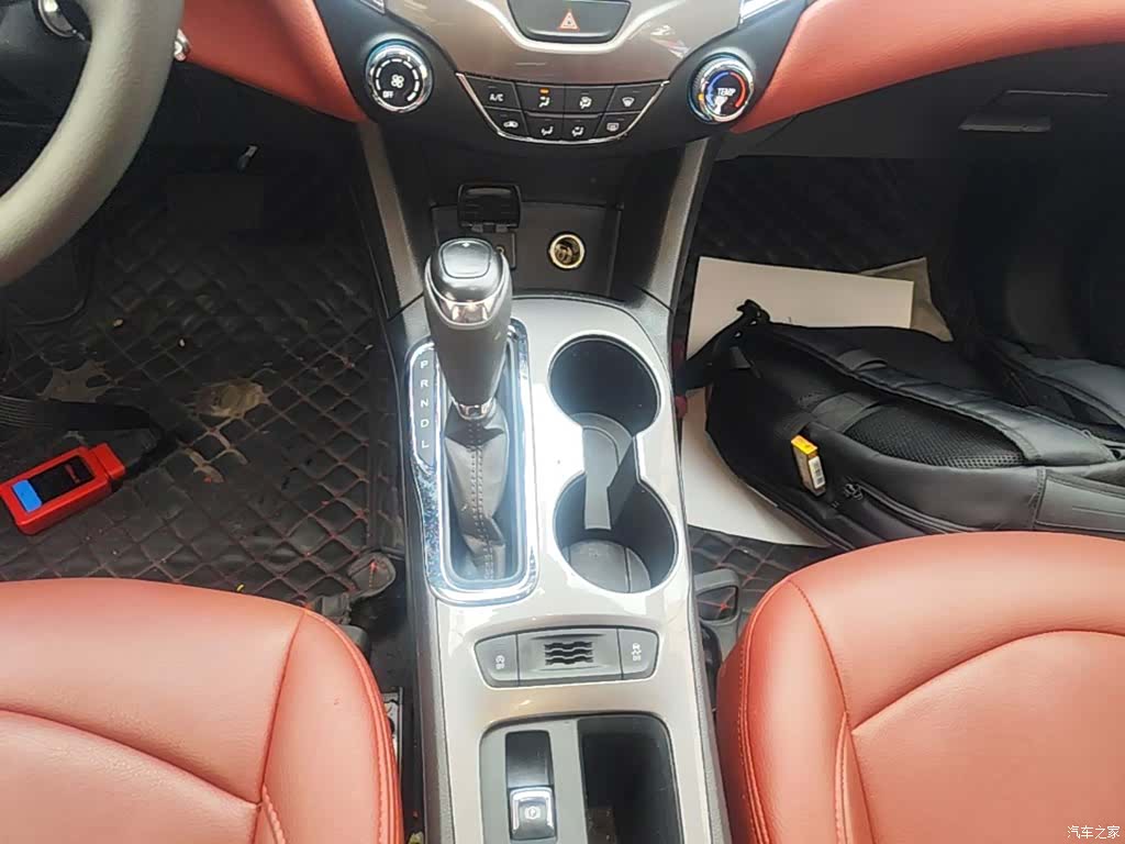 Chevrolet 320, 2018 14