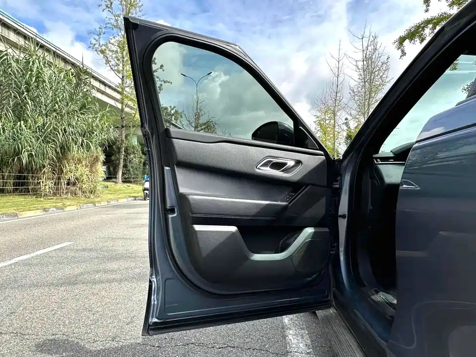 Land Rover Range Rover Star Pulse