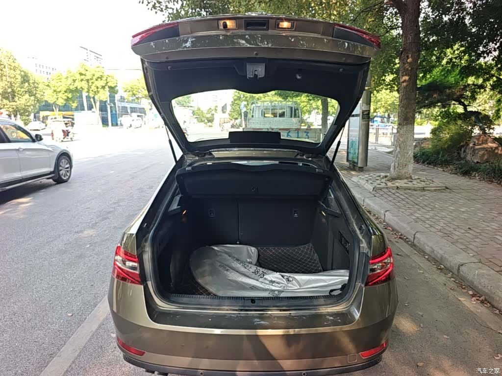 Skoda Superb, 2018 19