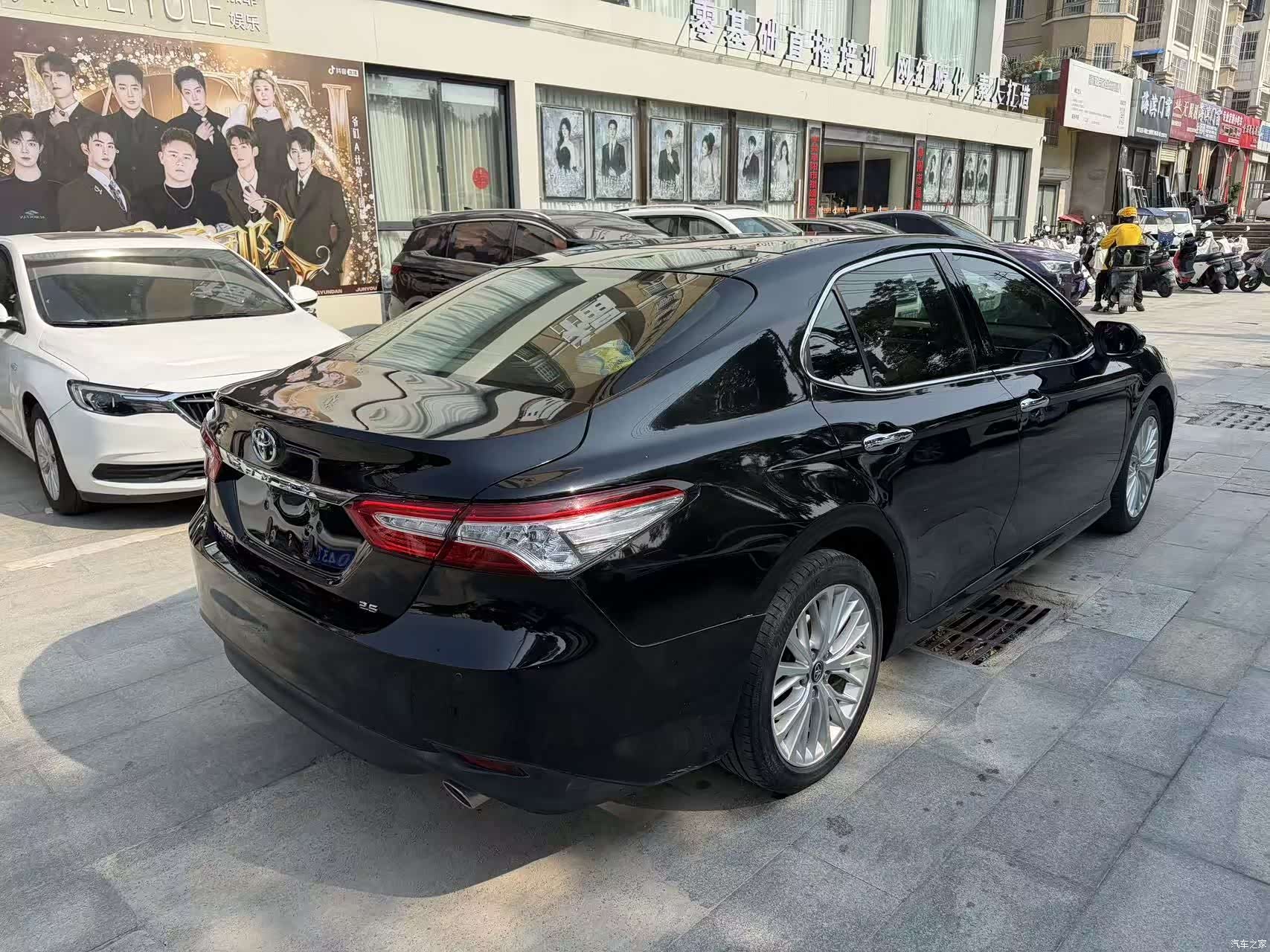 Toyota Camry, 2021 10