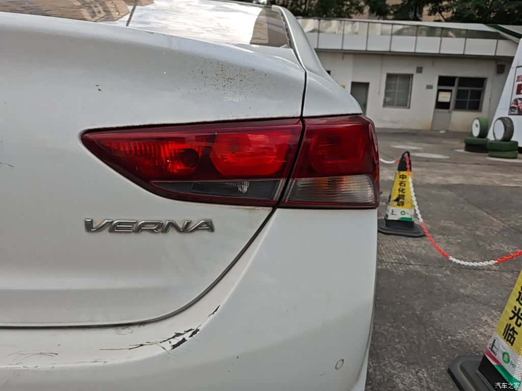 Hyundai GLS, 2017 8
