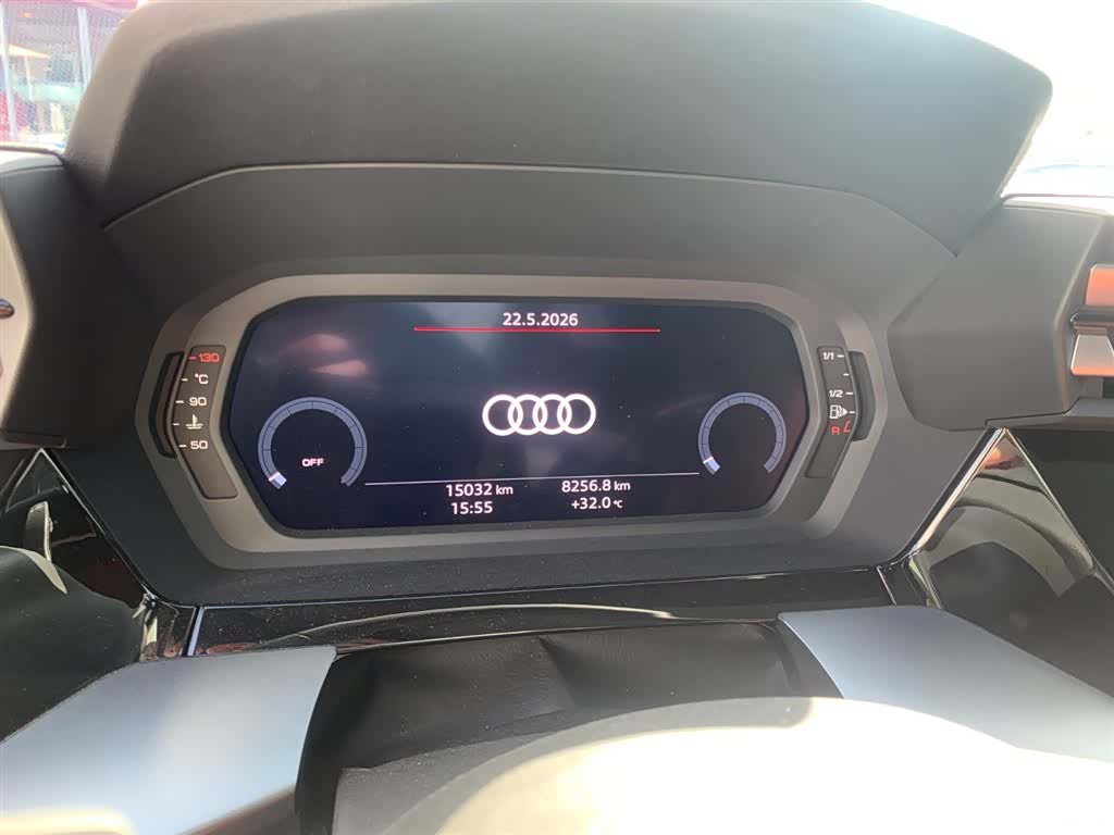 Audi Flying Spur, 2025 10