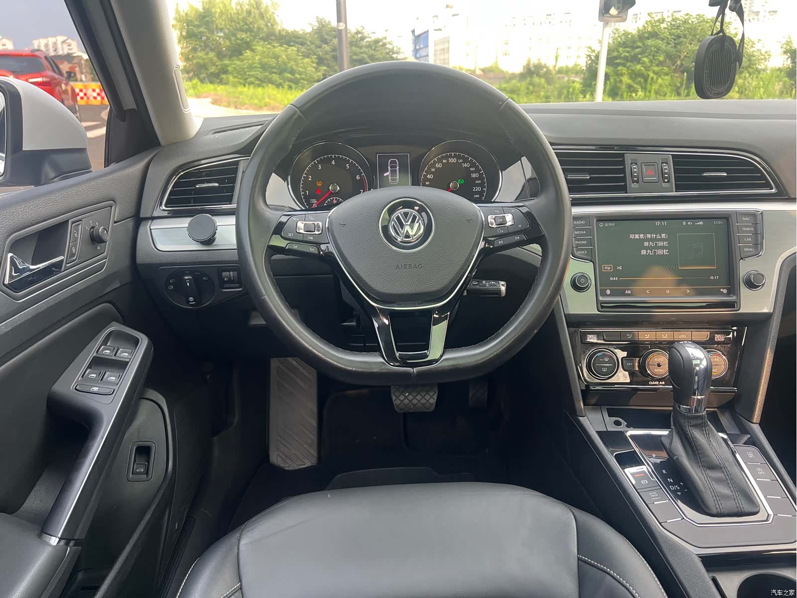 Volkswagen Lamando, 2018 все фото