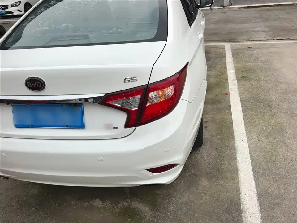 BYD G5