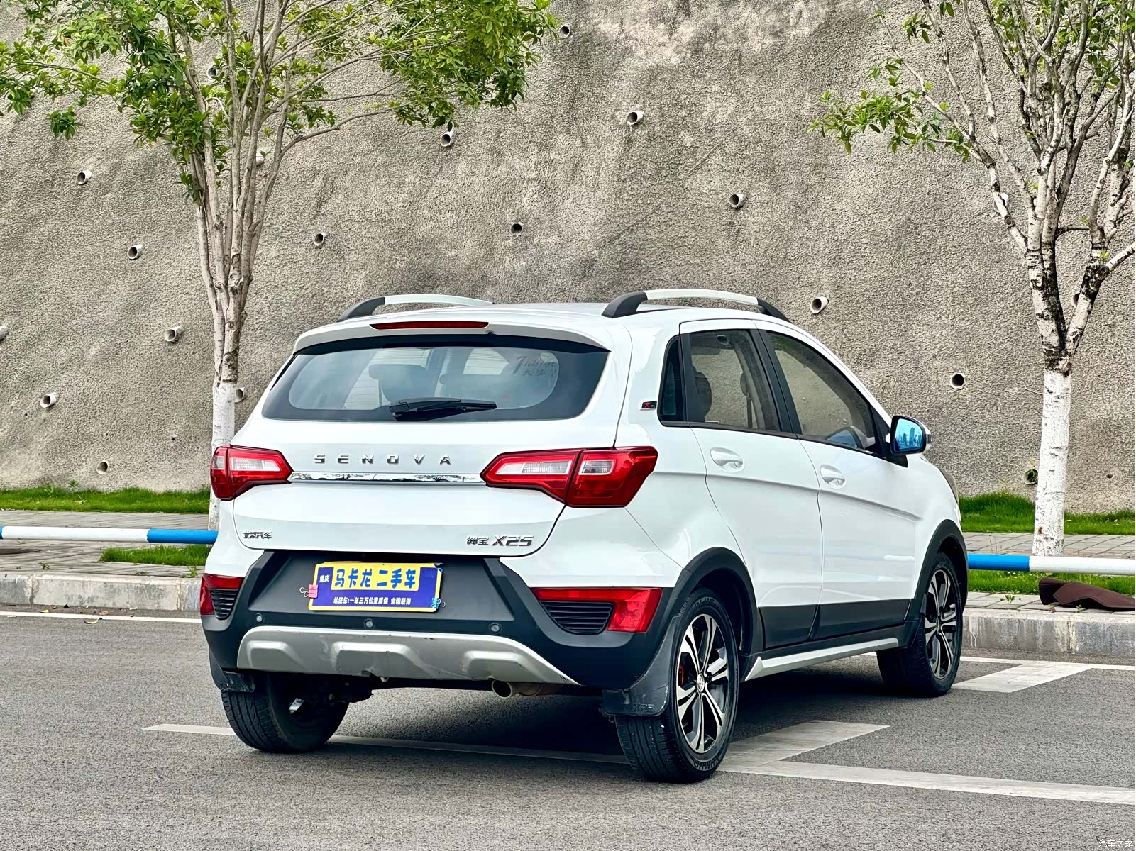 BAIC X25, 2016 17