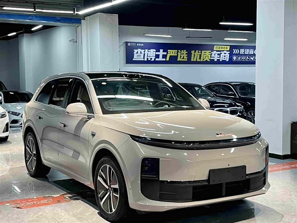 Li Auto L6, 2025 3