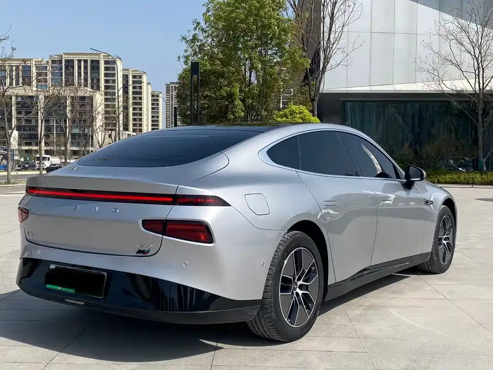 XPENG P7