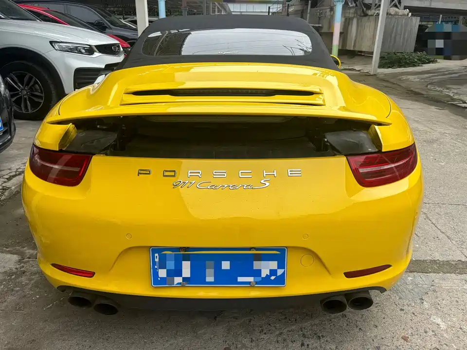 Porsche 911