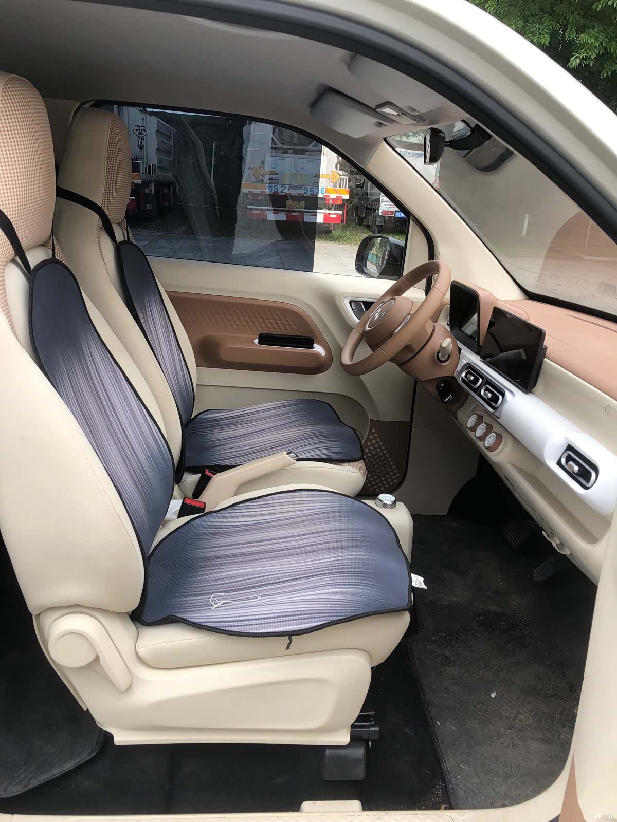 Wuling MINIEV, 2025 8
