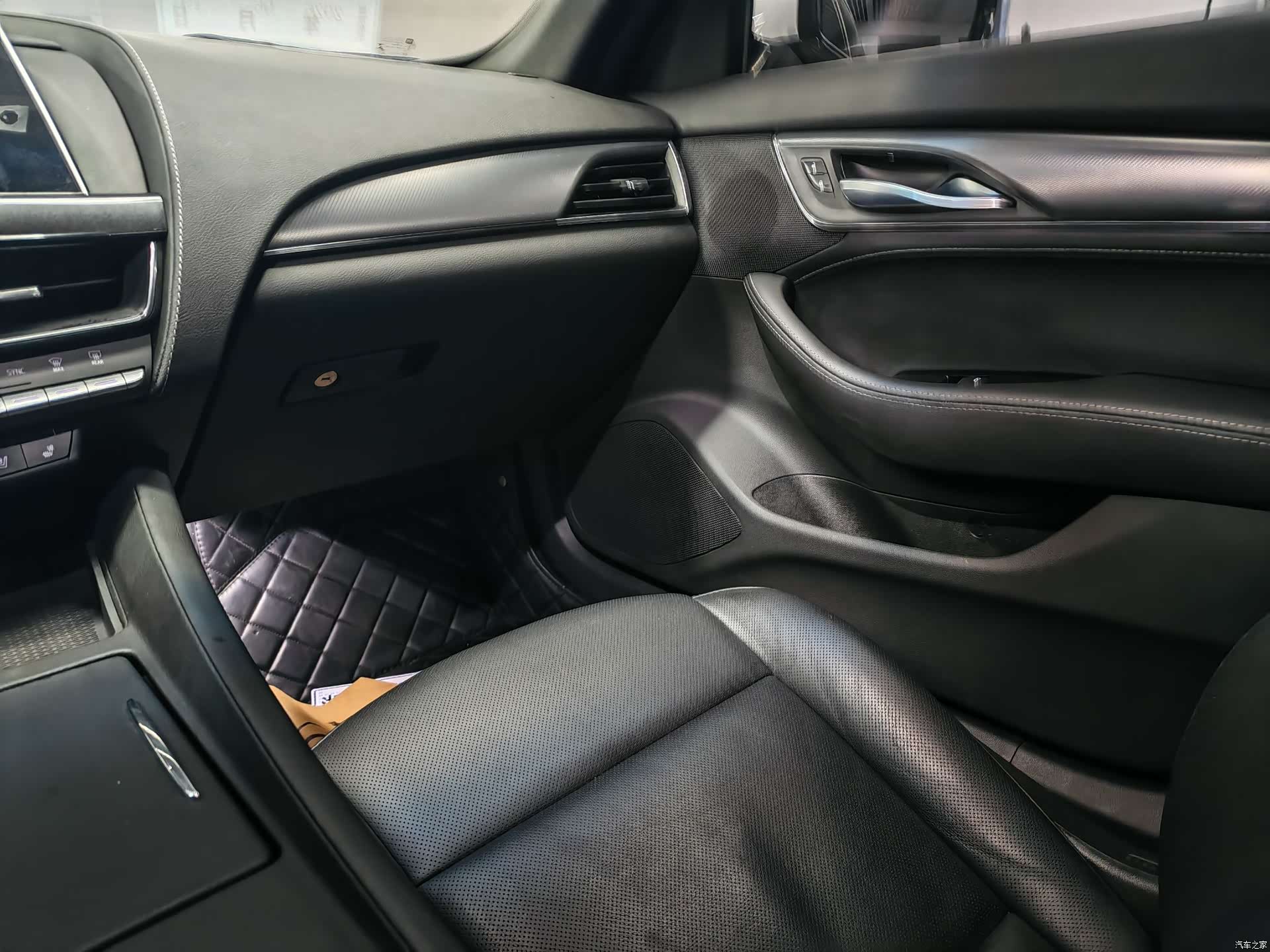 Cadillac CT5, 2022 7