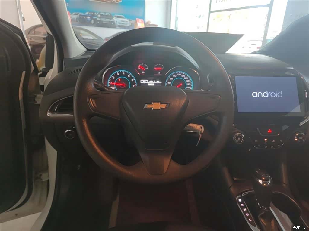 Chevrolet 320, 2018 11