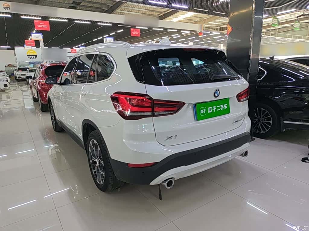 BMW X1, 2023 все фото
