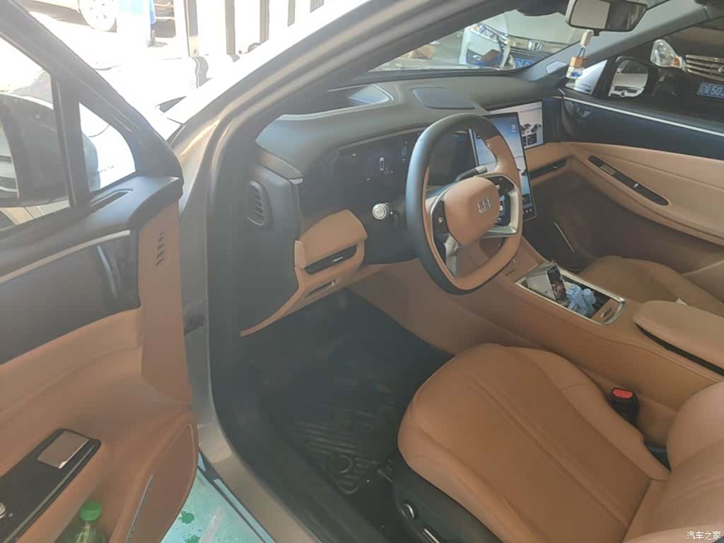 Geely Galaxy L7, 2025 16