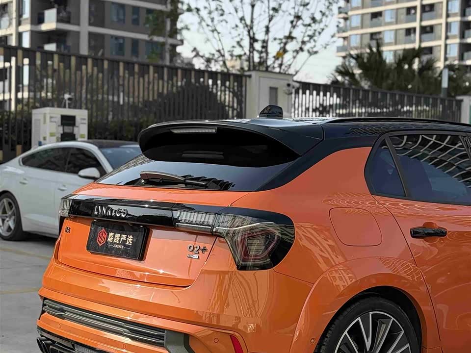 Lynk & Co 02 Hatchback