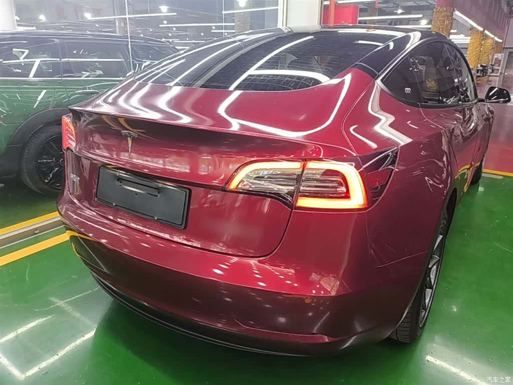 Tesla Model 3, 2021 7